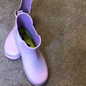 Western Chief Pink Rain & Snow Boots Waterproof Design